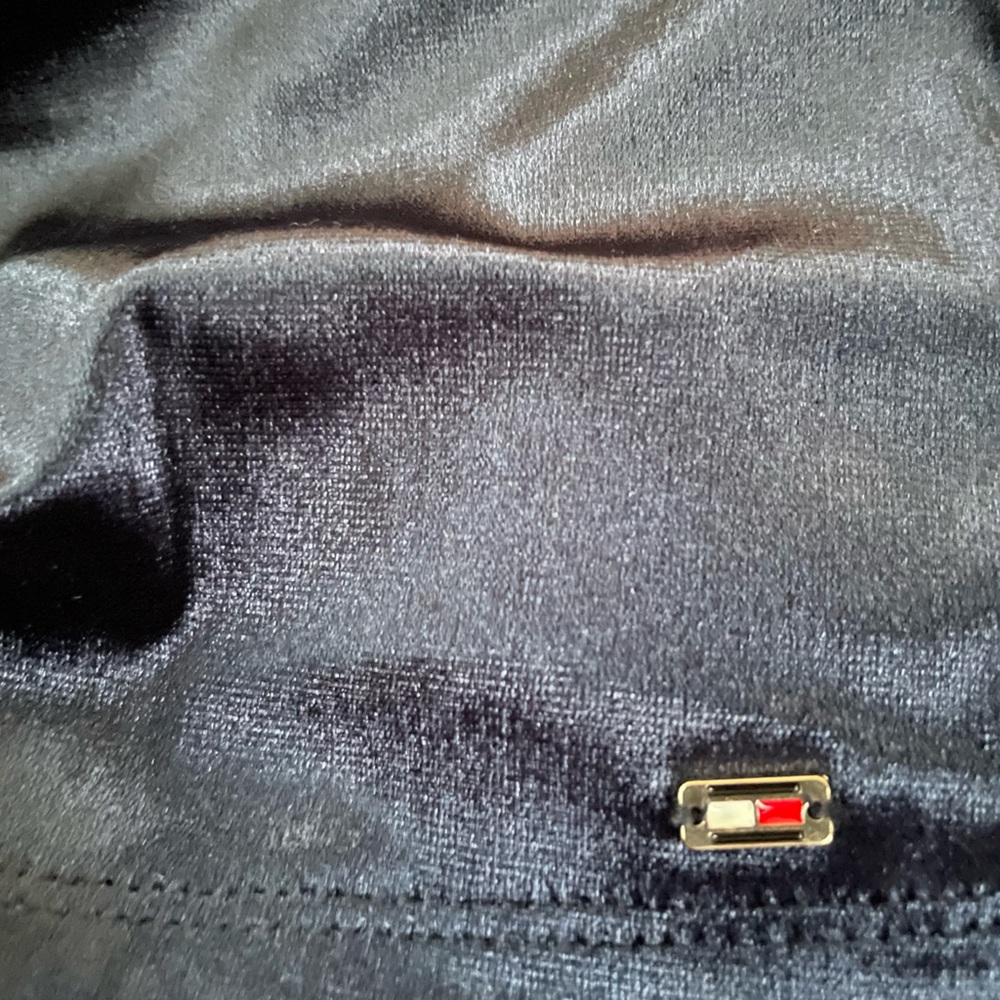 NWT Tommy Hilfiger Navy Blue Velour Top S - Picture 3 of 4